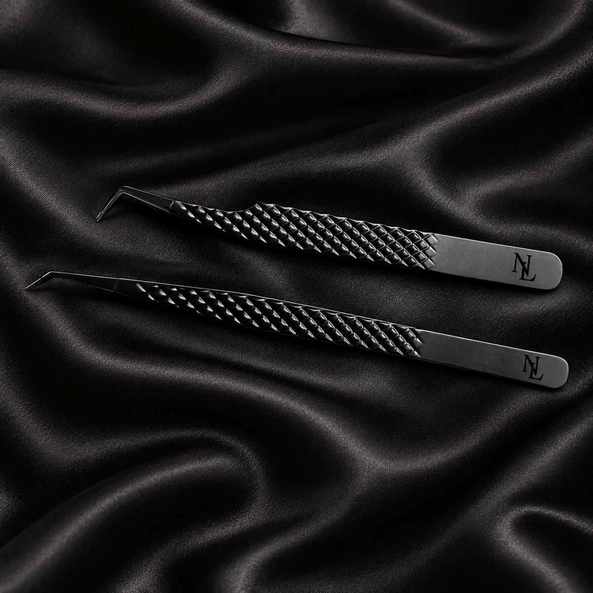 After Dark Limited Edition Tweezer Duo